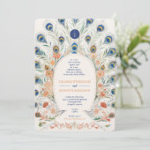 Vintager Pfauenrahmen | Monografische Hochzeit Einladung (Stehend Vorderseite)