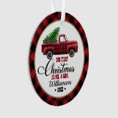 Vintager Red Truck Unser 1. Weihnachtsfest Ornament (Vorderseite)