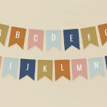 Vintager Regenbogen Wimpelkette<br><div class="desc">Schöne Farben reihen diese Vintagen Regenbogenbuntfahnen.</div>