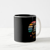 Vintager "Retro AF" Funny Rainbow Zweifarbige Tasse (VorderseiteRechts)