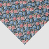 Vintager Revolver mit Spitzen und Blume Seidenpapier (Ausschnitt)