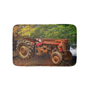 Vintager roter Zuchttraktor Badematte