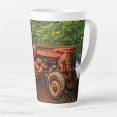 Vintager roter Zuchttraktor Milchtasse (Rechte Ecke)