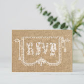 Vintager Rustikaler Burlap Wedding RSVP Karte (Stehend Vorderseite)
