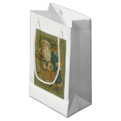 Vintager Santa mit Baum Kleine Geschenktüte (Vorderseite Schrägansicht)