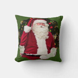 Vintager Santa unter dem Baum. Kissen