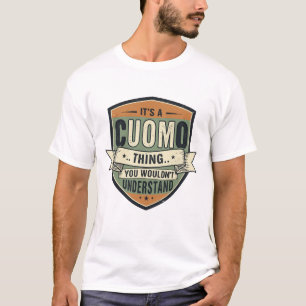 VINTAGER Schild mit CUOMO-Familienname T-Shirt