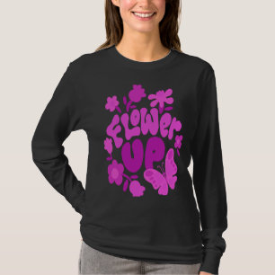 Vintager Schmetterling in der Natur und Blume hina T-Shirt