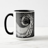Vintager Schwarz-Weiß-Oktopus-Tentakel Tasse (Links)