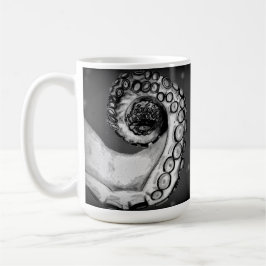 Vintager Schwarz-Weiß-Oktopus-Tentakel Tasse
