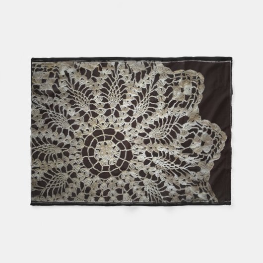 Vintager Schwarzweiss-SpitzeDoily Fleecedecke (Vorderseite (Horizontal))