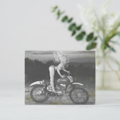 Vintager SCRAMBLER UND HEISSES MODELL. Postkarte (Stehend Vorderseite)