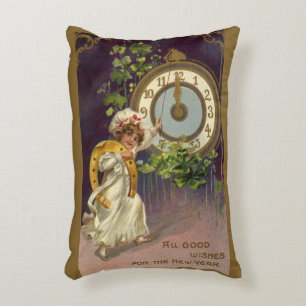 Vintager Silvester Irish Lass Clock um Mitternacht Dekokissen