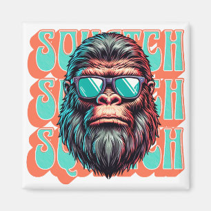 Vintager Squatch Retro Style Comic Pop Art Magnet