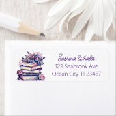 Vintager Stapel von Büchern und Rose (Insitu)