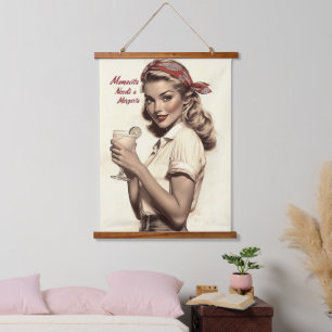 Vintager Stil des Buttons: Mamacita braucht eine M Wandteppich Mit Holzrahmen