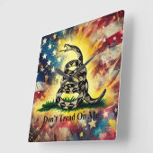 Vintager Stil Gadsden Flag Kunst Quadratische Wanduhr (Winkel)