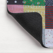 Vintager Stoff mit buntem Patchwork Mousepad (Ecke)