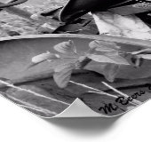 Vintager Traktor in Schwarzweiß Poster (Ecke)