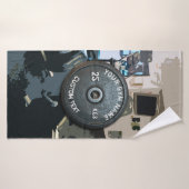 Vintager Turnhallen-Inhaber oder Benutzer mit der Badehandtuch (Badehandtuch)