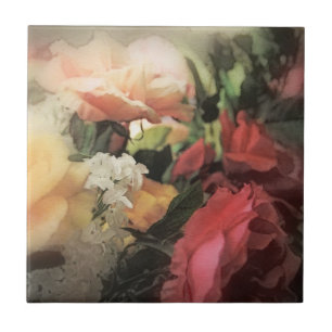Vintager vibrierender mit Blumenhintergrund der Fliese