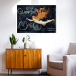 Vintager Viktorianischer Jugendstil, Gladiator Cyc Poster<br><div class="desc">Vintage Illustration Art Nouveau Werbeplakat Design für Gladiator Cycles,  c. 1895 Diese Bike-Anzeige schöne rötlich geköpft Frau mit langen,  fließenden,  roten Haaren reitet auf dem Fahrrad,  aber scheint im dunklen Nachthimmel mit Sternen zu fliegen.</div>