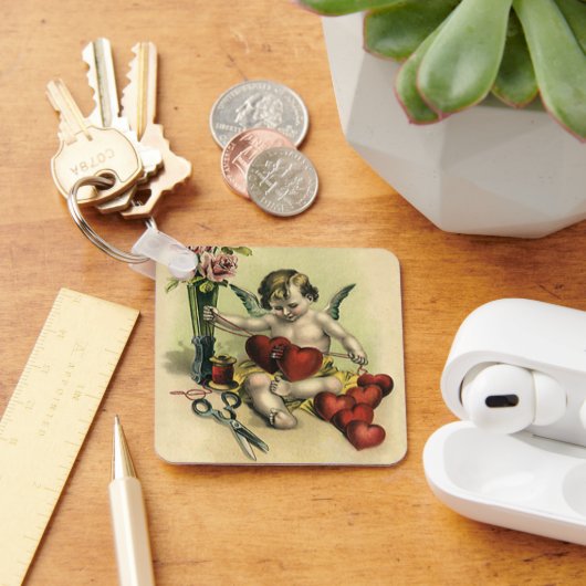 Vintager Viktorianischer Valentinstag Angel Seamst Schlüsselanhänger (Schreibtisch)