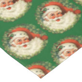 Vintager Weihnachtsmann mit Kiefernwaldmuster Tischdecke (Schrägansicht)