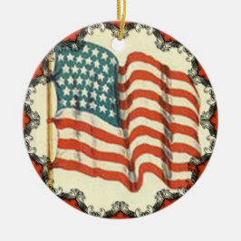 Vintager Weihnachtsschmuck unter amerikanischer Fl