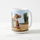 Vintager Western Cowgirl am Horse Waving Kaffeetasse (VorderseiteRechts)