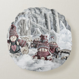 Vintager Zeichn von Gnomen im Schnee Rundes Kissen