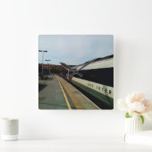 Vintager Zug Quadratische Wanduhr (Zuhause)