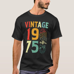 Vintages 47-jähriges Camping 1975 Wandern T-Shirt