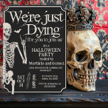 Vintages Adult Halloween Kostüm Party Skelett Einladung<br><div class="desc">Organisieren Sie ein unvergessliches Halloween-Fest mit unserer "Vintagen Erwachsenenkollektion Party Skeleton Einladung". Dieses Vintage Halloween-Einladungs-Template eignet sich hervorragend, um ein kurioses und dennoch raffiniertes Halloween-Party für Erwachsene zu schaffen. Die Einladung enthält ein klassisches, gruseliges Vintages Skelettdesign, das gotischen Charme ausstrahlt und sich sowohl für Halloween-Party als auch für gespenstische Feiern...</div>