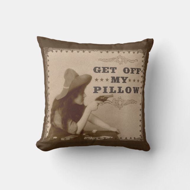 Vintages altes Westmädchen mit Gewehr gehen von Kissen (Vorderseite)