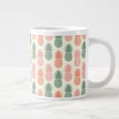 Vintages Ananas Muster 2 Jumbo-Tasse (Rechts)