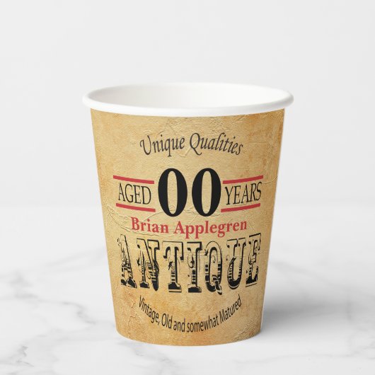 Vintages, antikes Geburtstagsdesign Pappbecher (Rückseite)