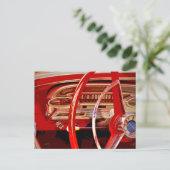 Vintages Auto - Red Dashboard - Details Postkarte (Stehend Vorderseite)