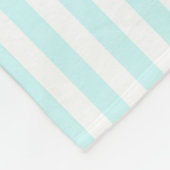 Vintages Baby-Blau-Pastellfarbstreifen-Muster Fleecedecke (Ecke)