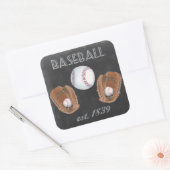Vintages Baseball-Chalkboard-Design Quadratischer Aufkleber (Umschlag)