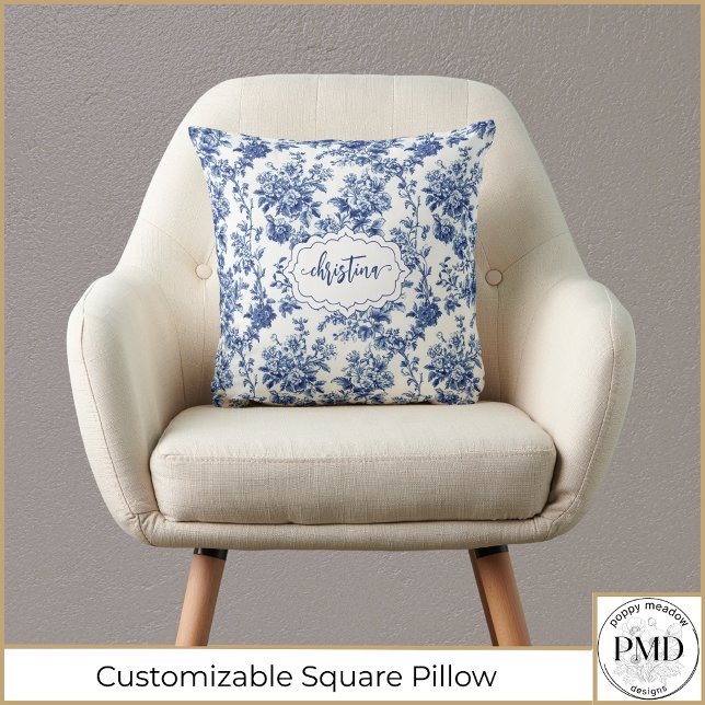 Vintages Blau des Blutes Personalisiert Kissen (Vintage Floral Navy Blue and White Toile Personalized Square Throw Pillow, add her Name or Initials.)