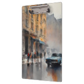 Vintages blaues Auto in Foggy Cityscape Klemmbrett (Links)