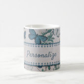 Vintages blaues Schmetterlingsmuster Personalisier Kaffeetasse (Mittel)