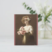 Vintages Blumenmädchen Postkarte (Stehend Vorderseite)