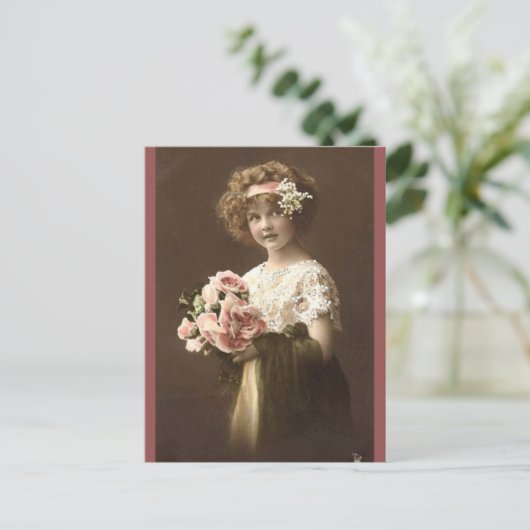 Vintages Blumenmädchen Postkarte (Stehend Vorderseite)