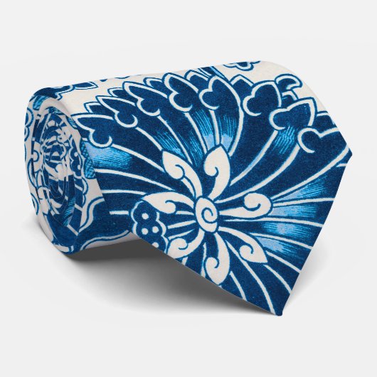 Vintages Blumenmuster Krawatte (Gerollt)