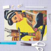 Vintages Button der Kellnerin Seidenpapier (Handwerk)