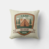 Vintages Camping Abzeichen Personalisiert Kissen (Vorderseite)