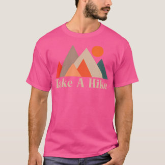 Vintages Camping Wandern im Freien T-Shirt