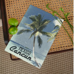 Vintages Cancun Mexiko Postkarte<br><div class="desc">Vintage Cancun Mexiko Postcard Custom Artwork of the Most Beautiful Places on Earth,  Ilustraciones personalizadas de los lugares más bellos de la Tierra,  Création personnalisée des plus beaux endroits sur terre,  Grafik der schönsten Plätze auf Erde</div>